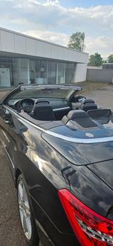 Mercedes-Benz E 250 CGI Cabriolet AMG Sportpaket Avantgarde  - schwarze Mercedes-Benz E 250