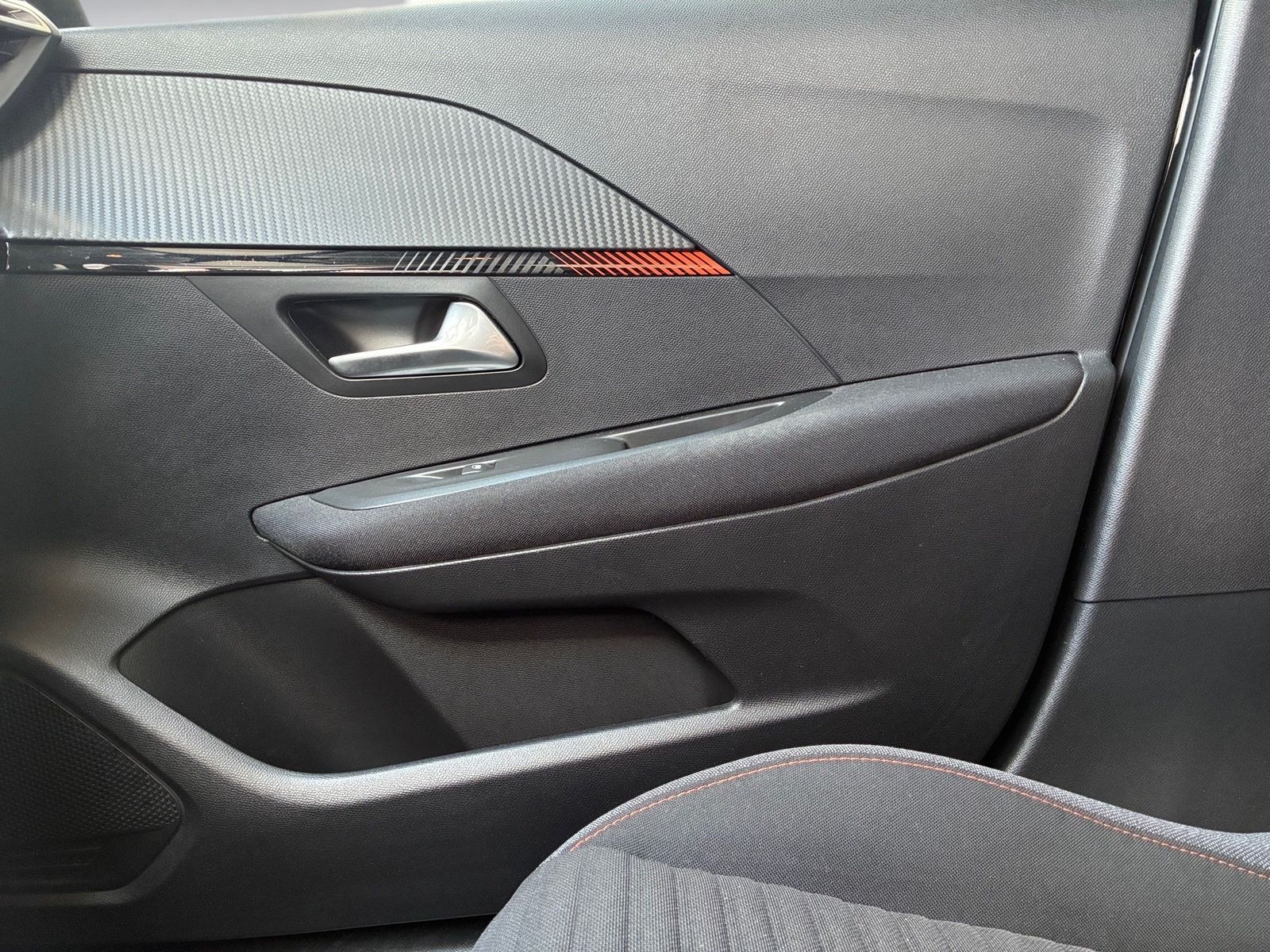 Fahrzeugabbildung Peugeot 208 1.2 PureTech 75 Active LED,SHZ,Keyless,SpurH