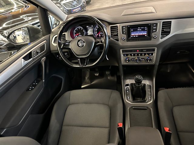 MYAUTOCENTER – Gebraucht- und Jahreswagen mit Werkstattservice in Pfaffenhofen Volkswagen Golf Sportsvan VII Comfortline BMTStart-Stopp