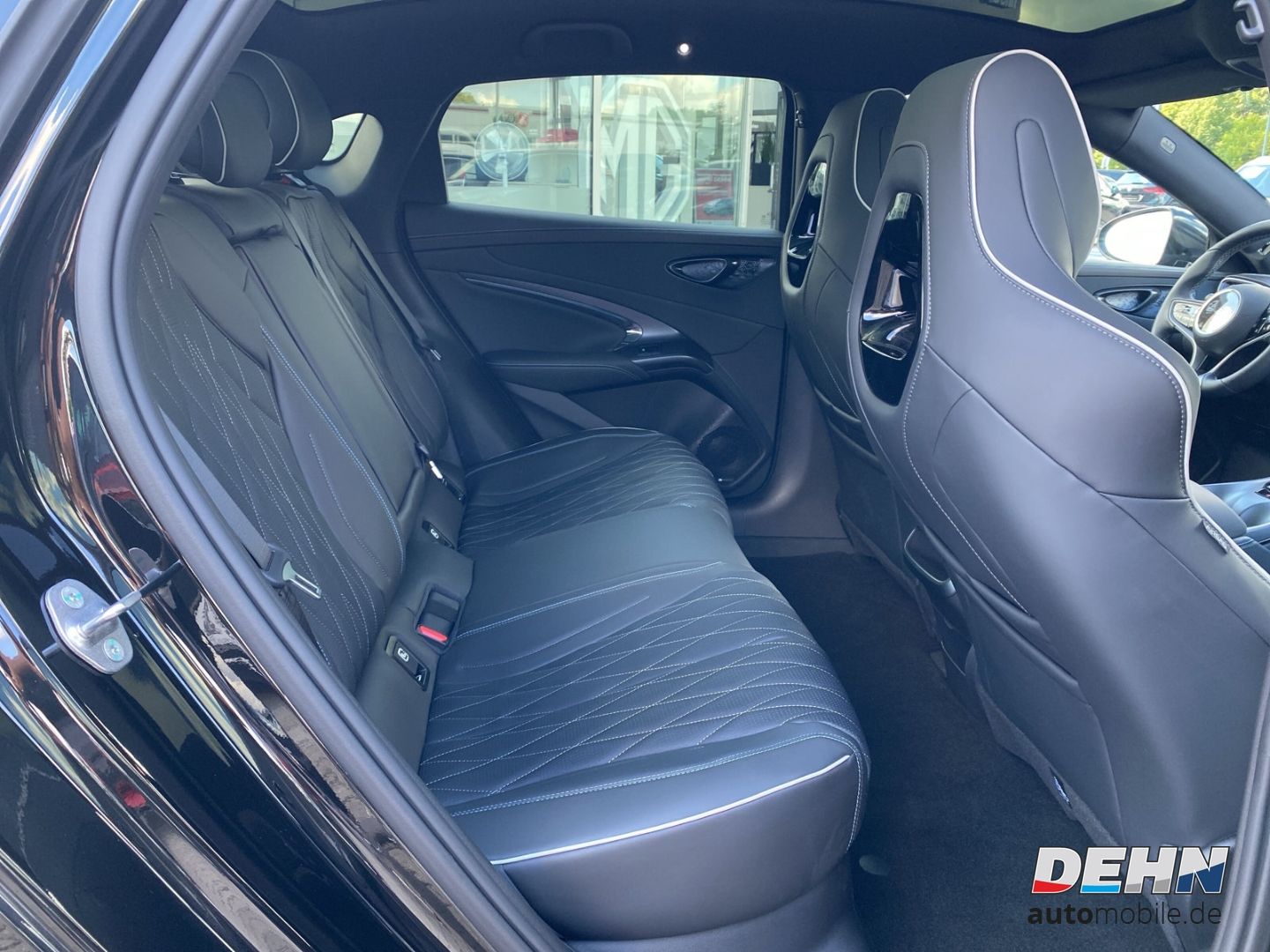 BYD SEAL