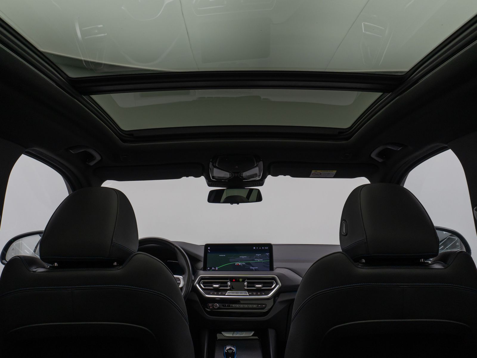 Fahrzeugabbildung BMW iX3 Impressive M Sport Panorama 360°HUD DAB H/K