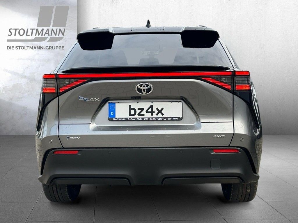 Toyota bZ4X AWD Lounge foto 5
