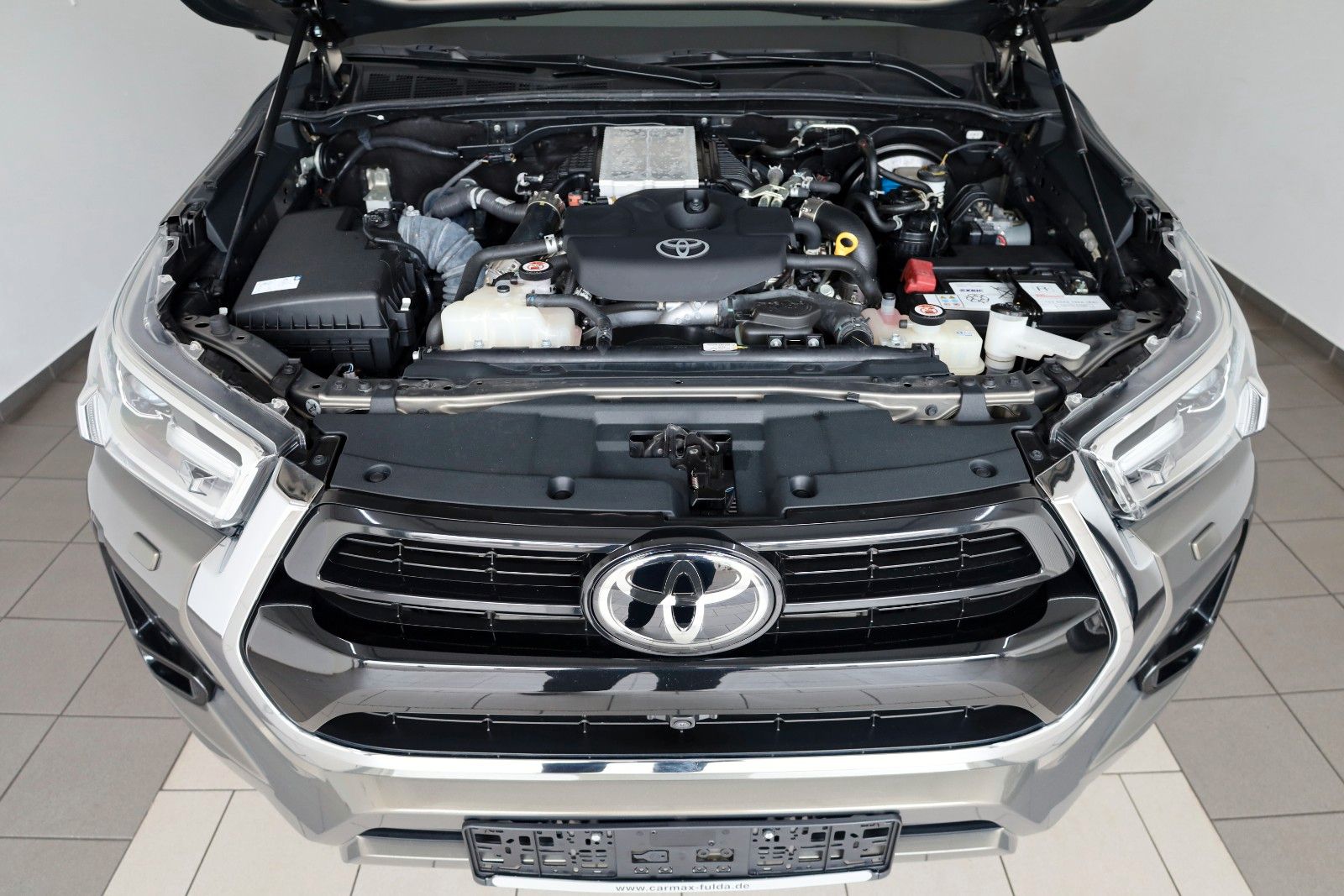 Fahrzeugabbildung Toyota Hilux 2.8 D-4D Executive, CarPlay, Kamera, Rollo