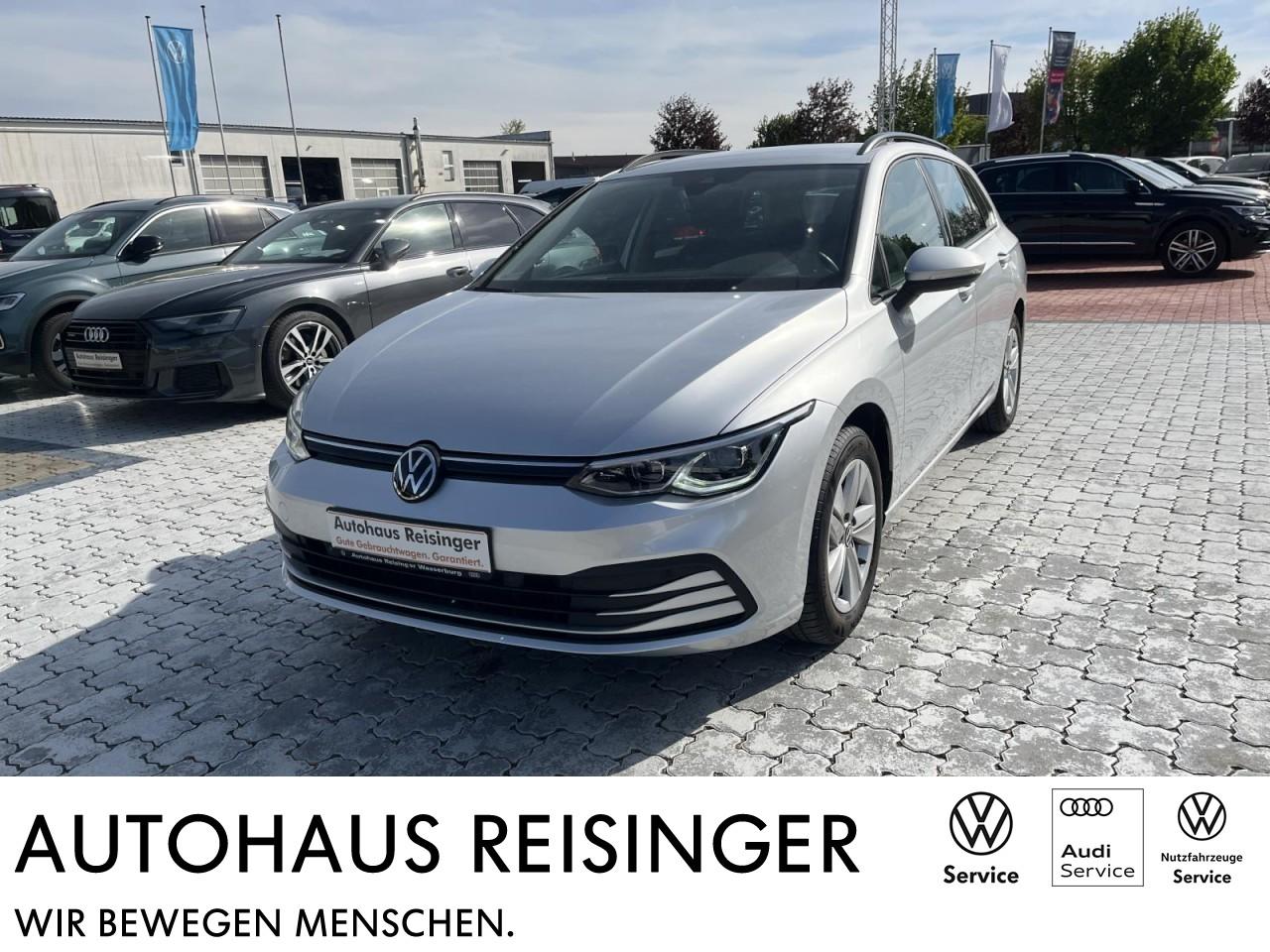 Volkswagen Golf VIII Variant 1.5 eTSI Life DSG (Navi+LED+St
