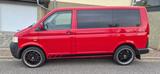 Volkswagen T5 Caravelle o. Transporter 9-Sitzer - rote Volkswagen T5 Caravelle