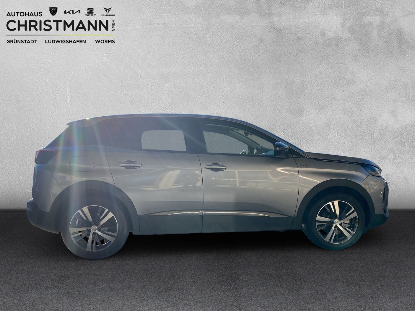 Fahrzeugabbildung Peugeot 3008 Hybrid 225 Allure 1.6 Plug-In EU6d 2WD EAT8
