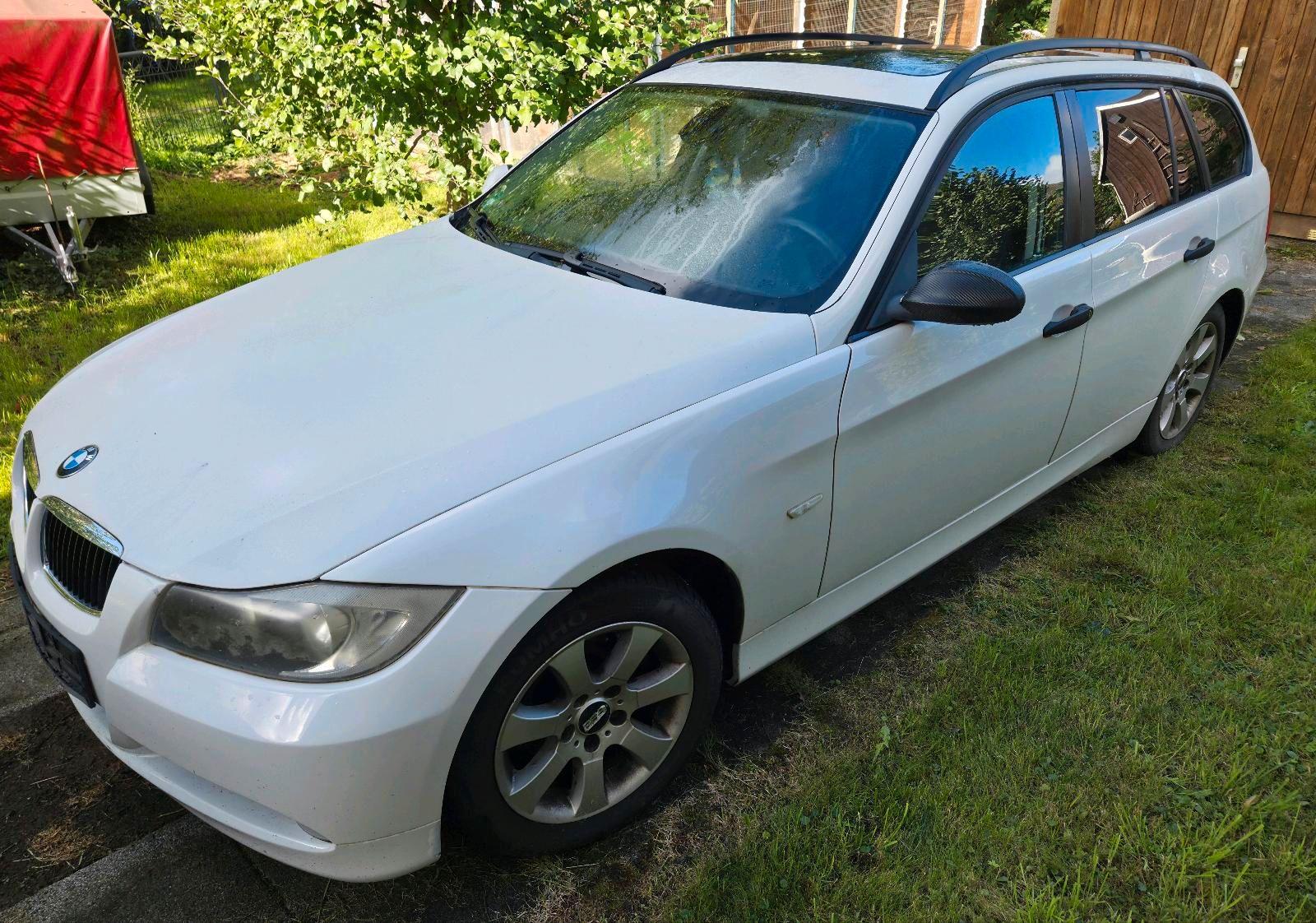 BMW 318, 2006