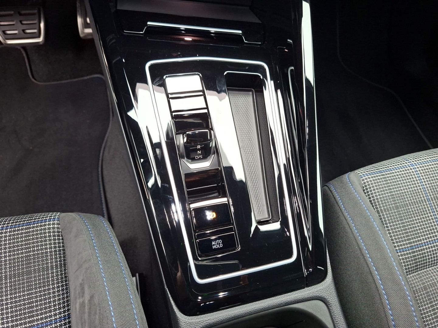 Golf VIII GTE eHybrid *KAMERA*GARANTIE*BLACKSTYL