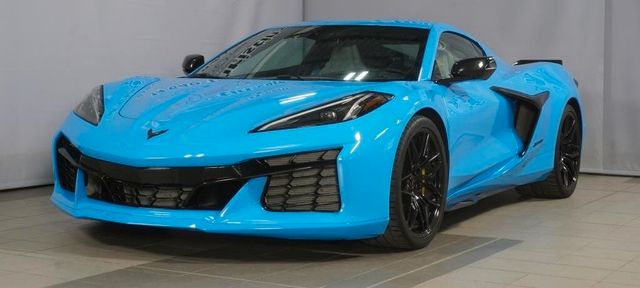 Corvette Z06  C8R  Coupe 1LZ- 5.5V8  670PS - €119.900 T1