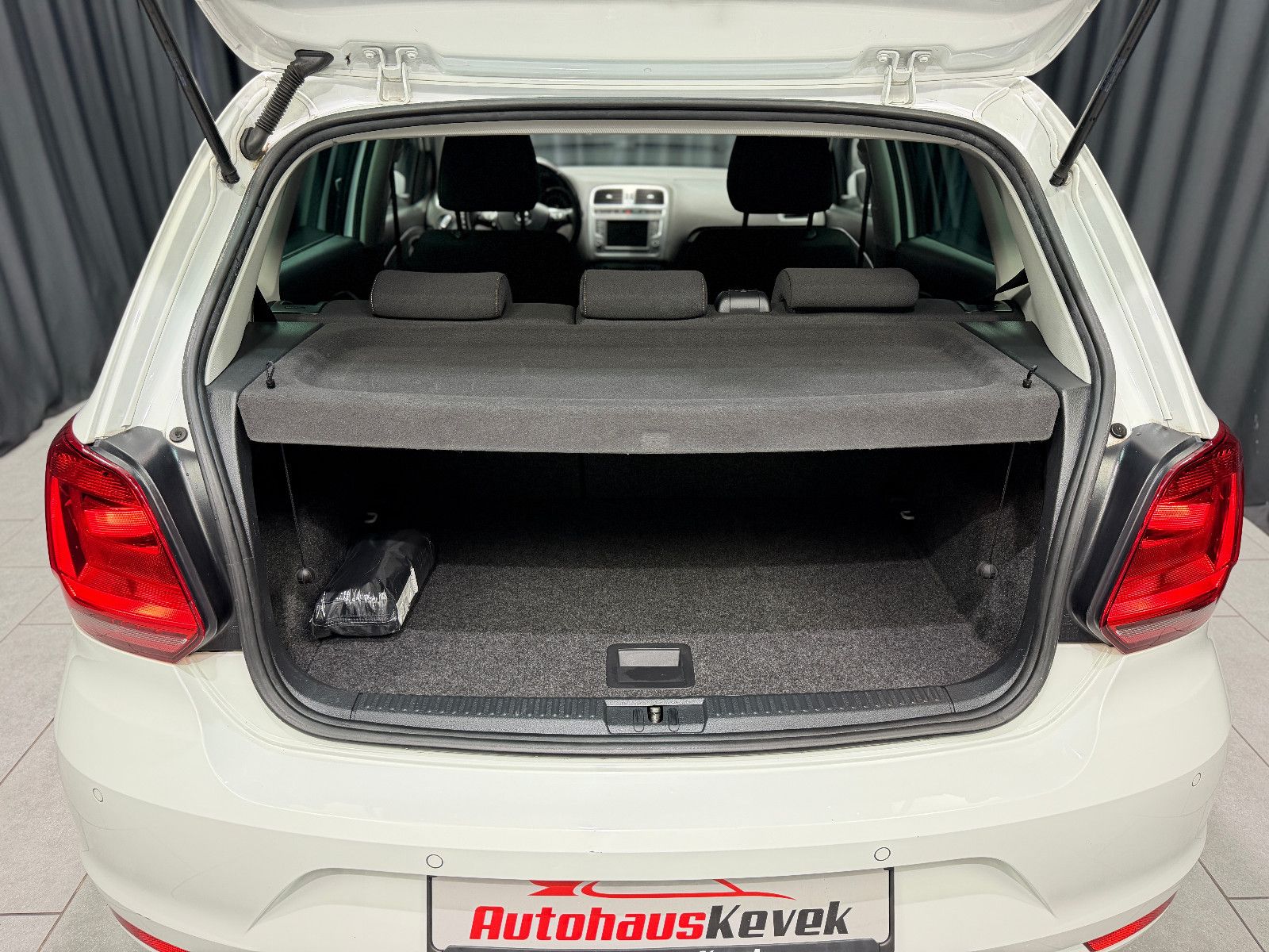 Fahrzeugabbildung Volkswagen Polo V Allstar |DSG|PDC|NAVI