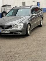 Mercedes-Benz E 320 CDI T AVANTGARDE Avantgarde - Mercedes-Benz E 320 in München