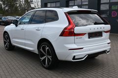 Fahrzeugabbildung Volvo XC60 B4 D AWD Autom R-Design*STDHZG*PANO*ACC*AHK