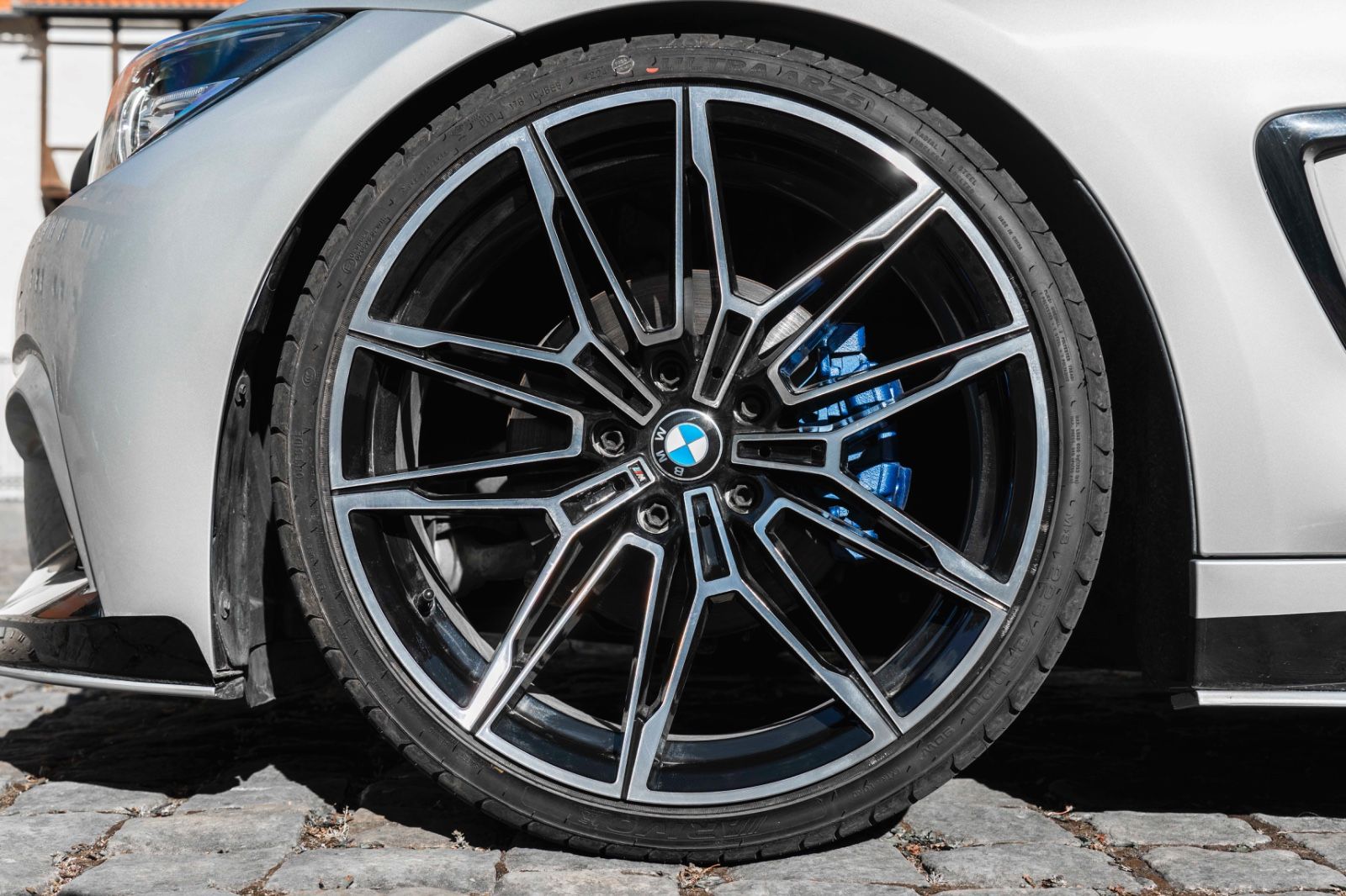 Fahrzeugabbildung BMW 430i M-Performance HIFI LED ALC KAM CARPLAY