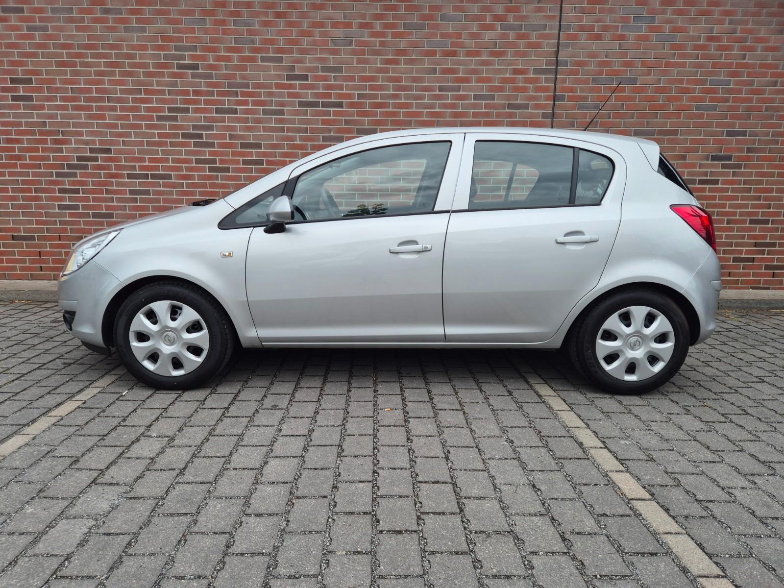 Opel Corsa D Edition - 1.HAND - 18000 KM - AUTOMATIK