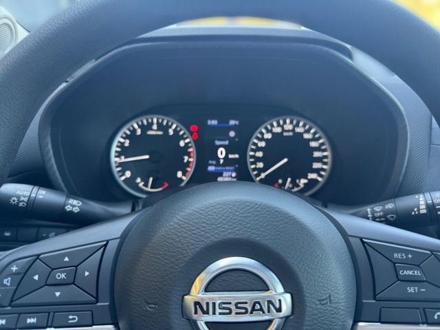 NISSAN Juke (Bild 14 von Array)