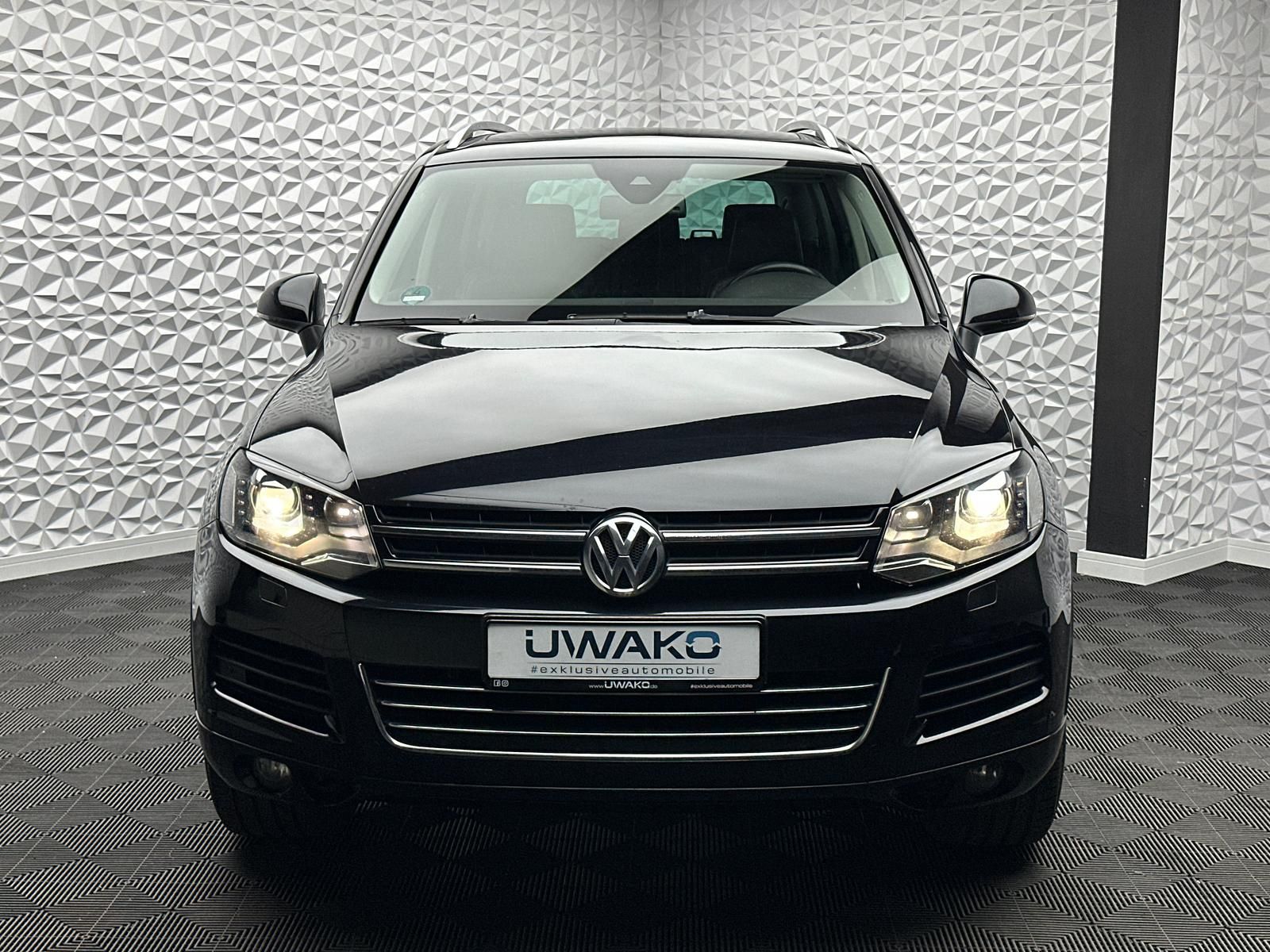 Fahrzeugabbildung Volkswagen TOUAREG 3.0TDI V6/LUFT/PANORAMA/AHK/LED/ACC/NAV