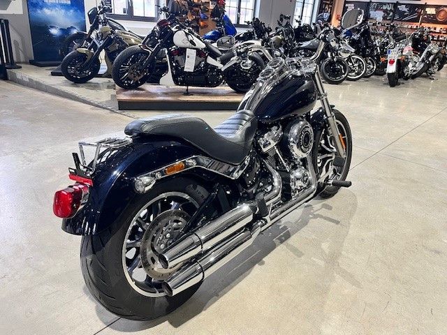 Fahrzeugabbildung Harley-Davidson FXLRS Low Rider 107cui M8