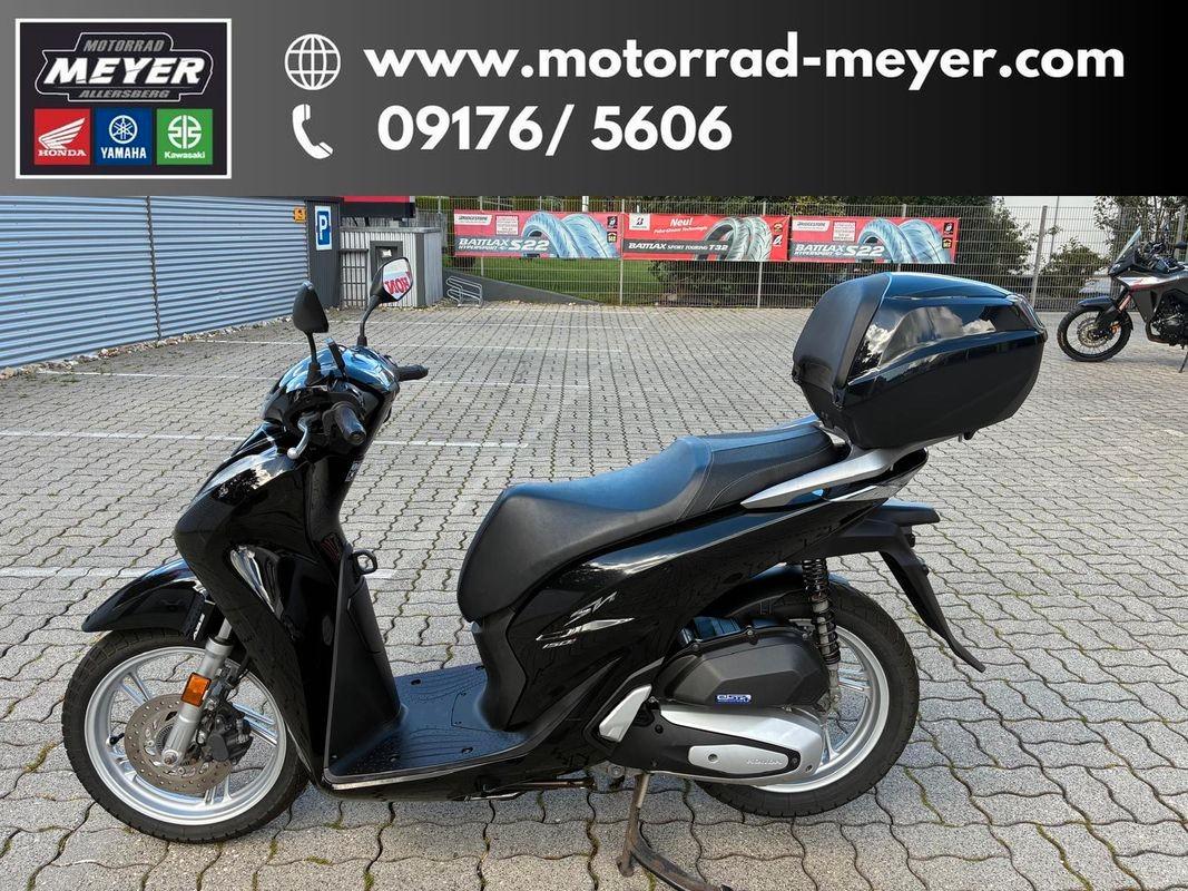 Honda SH150 1.Hand alle Kundendienste durchgeführt