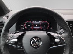 Fahrzeugabbildung Skoda Karoq Sportline NAVI AHK 4xSitzh. behz.Glas 360°