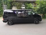 Volkswagen Oldtimer,T4CaravelleGL  LR81,2,5L,Benzin,Automa - Volkswagen T4: Schwarz