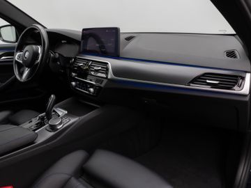 Fahrzeugabbildung BMW 540d xDr Tour M Sport Pano HUD AHK ACC 360°