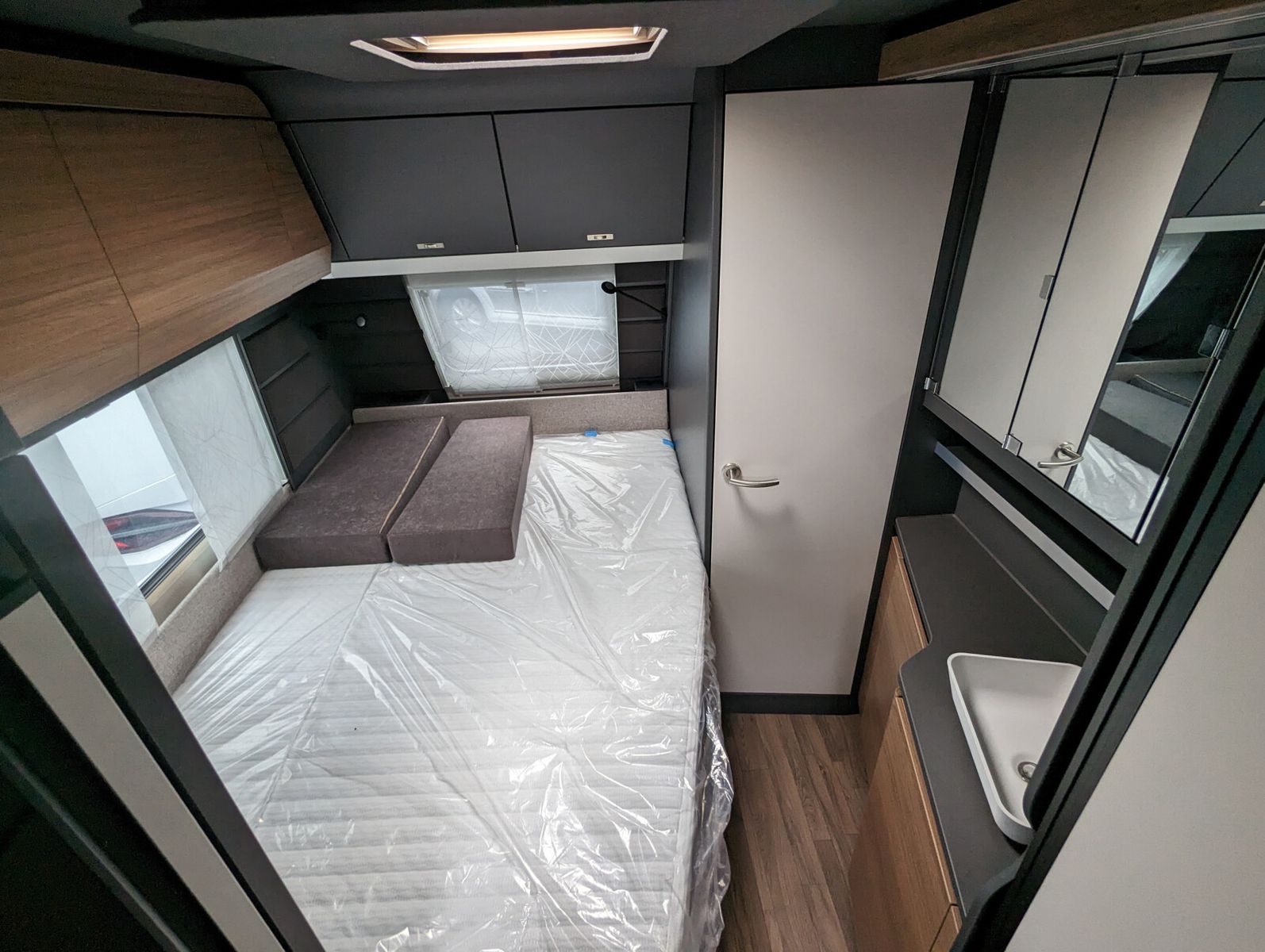 Fahrzeugabbildung Knaus Azur 500 FU Truma 6E, Fussbodenerwärm, LED