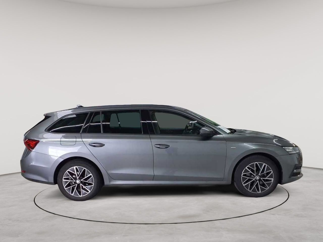 Skoda Octavia Combi 1.0 TSI e-TEC AHK NAV STH imagem 3