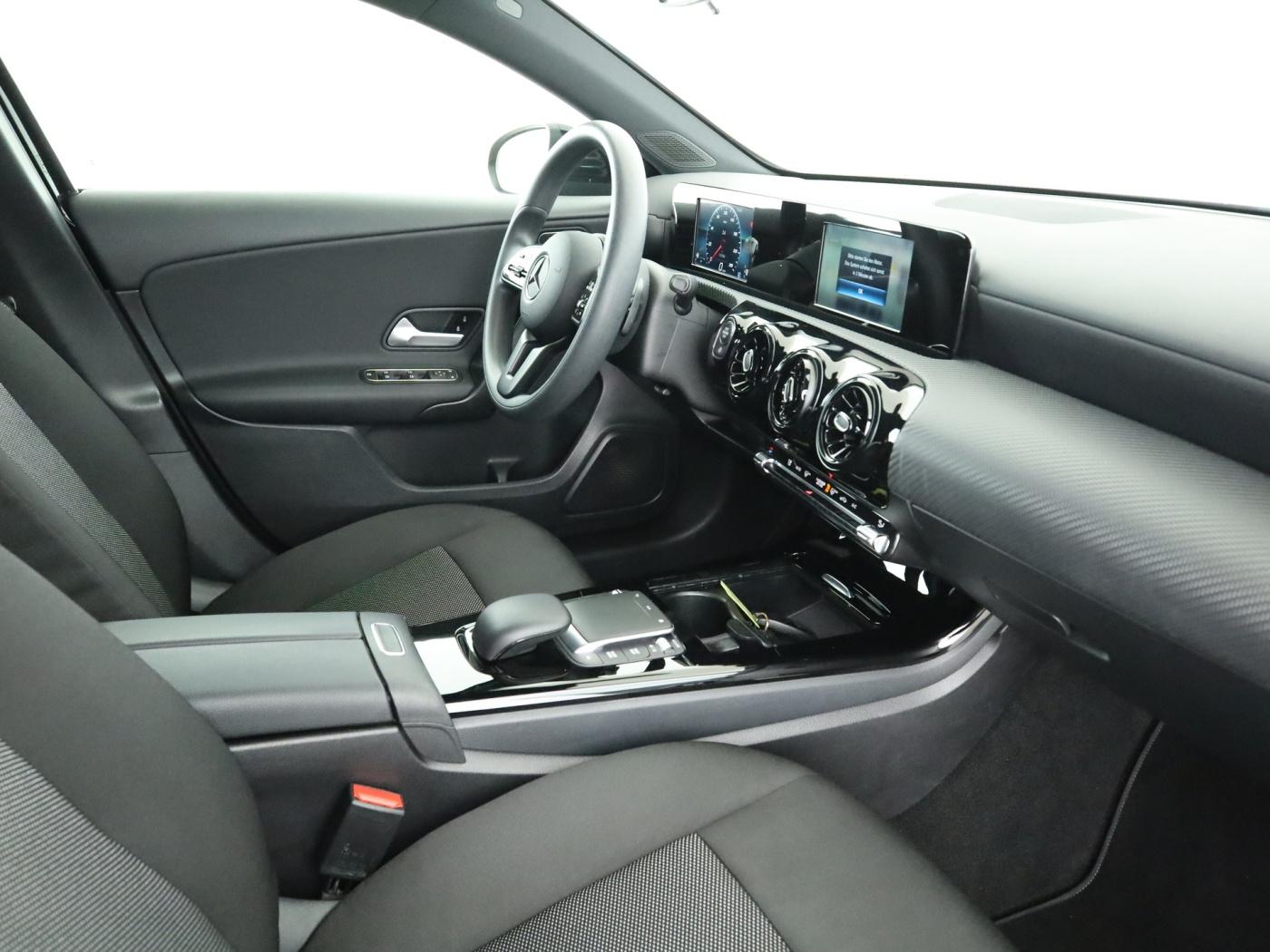 Mercedes-Benz A-Class d *LED High Performance*Park-Paket*Kamera*, миниатюра 17
