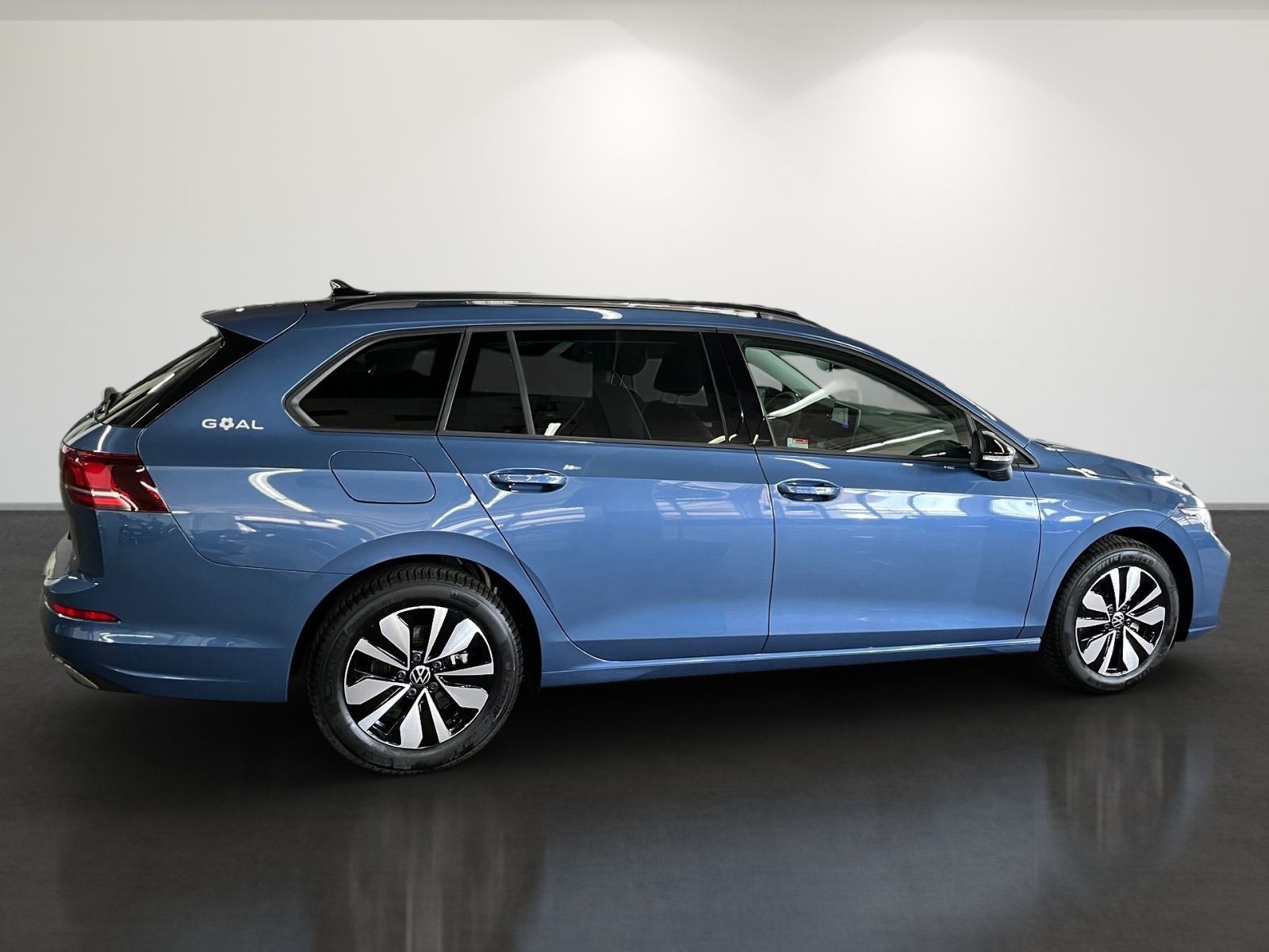 Volkswagen Golf VIII Variant GOAL 1,5 TSI Navi AHK RFK foto 4