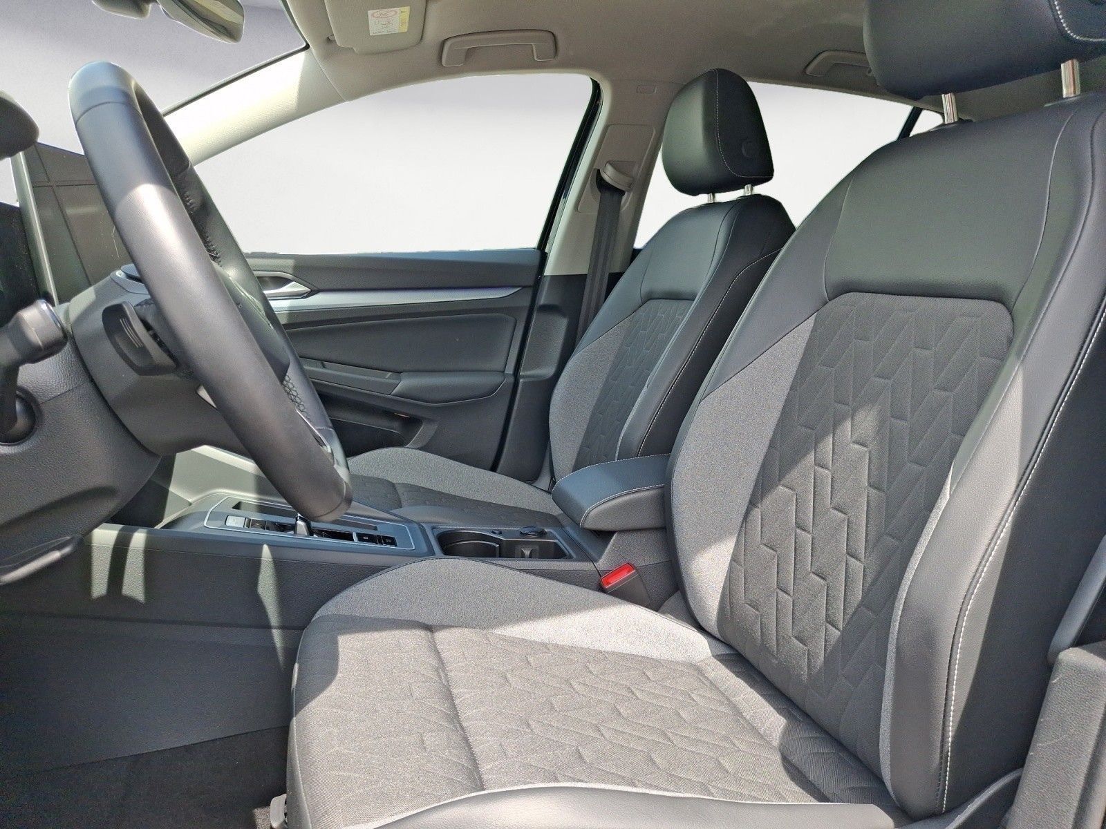 Volkswagen Golf - Bild 8