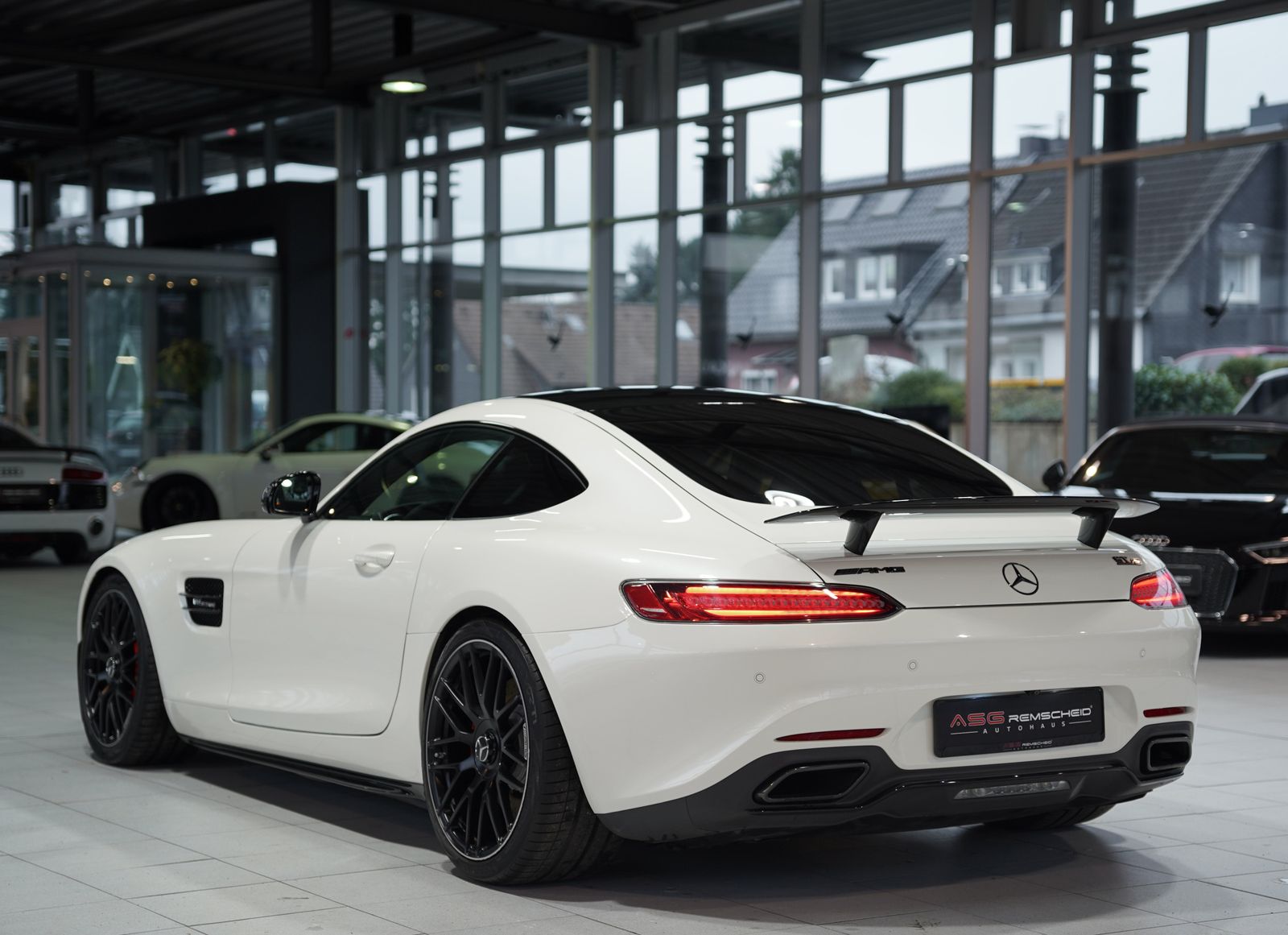 Mercedes Benz Amg Gt S