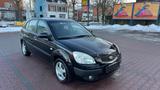 Kia Rio 1.6 EX Top AUTOMATIK TÜV NEU! Garantie! - Kia Rio: 1.6
