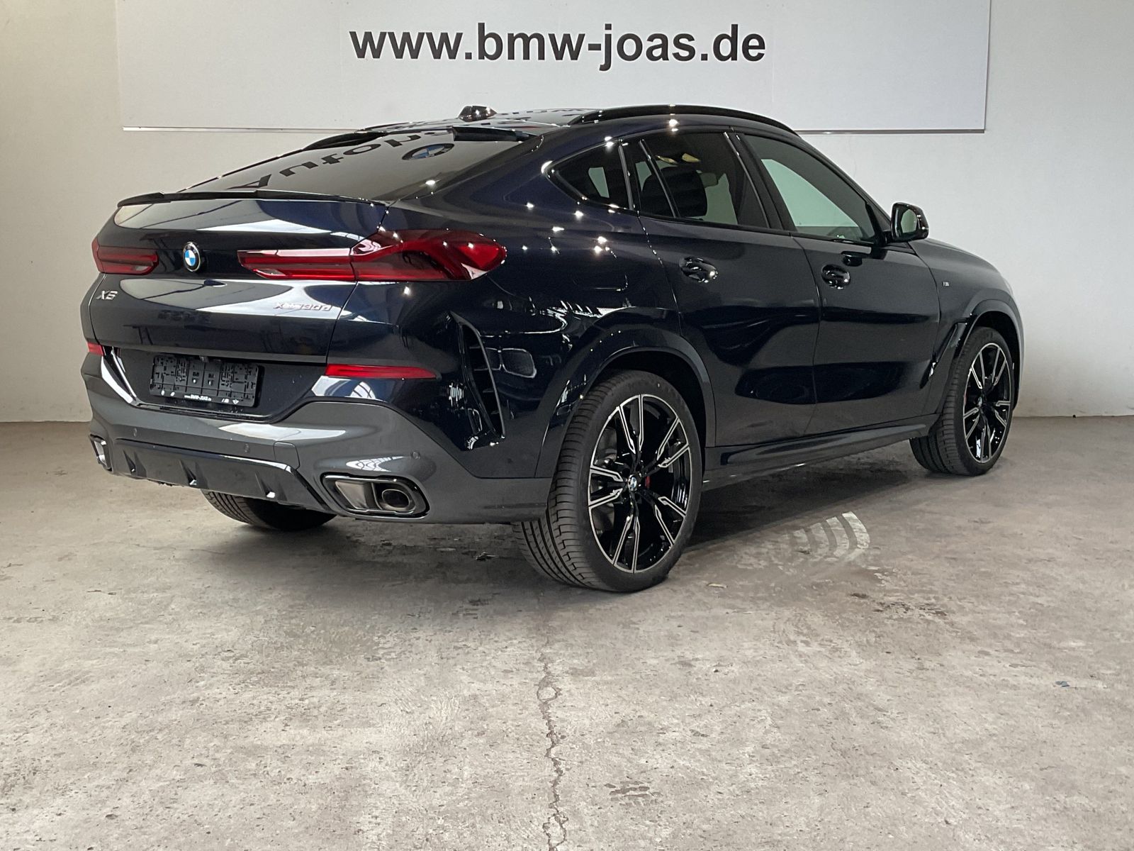 Fahrzeugabbildung BMW X6 xDrive30d H&K, Sitzbelüftung, 22" LMR DAB