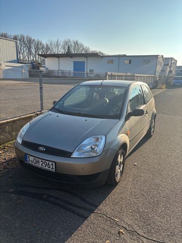 Ford Fiesta 1.3 44 kW - EZ 03/2003, TÜV bis 05/2026