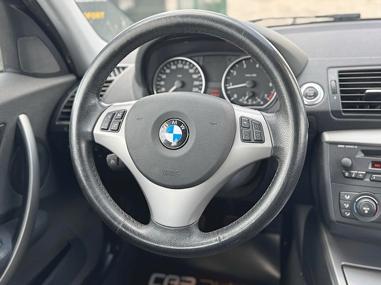 Fahrzeugabbildung BMW 120i Sport *TÜV Neu*Klima*Tempomat*Export Preis*