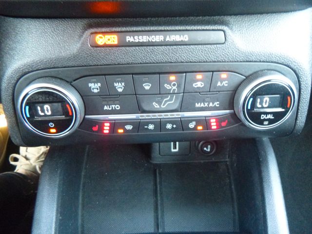 Fahrzeugabbildung Ford Focus Turnier Cool & Connect >AHK/KAM/PDC/NAVI<
