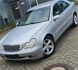 Mercedes-Benz  C180  Automatik *kein Rost* Scheckheft - gebrauchte Mercedes-Benz C 180 aus dem Jahr 2000