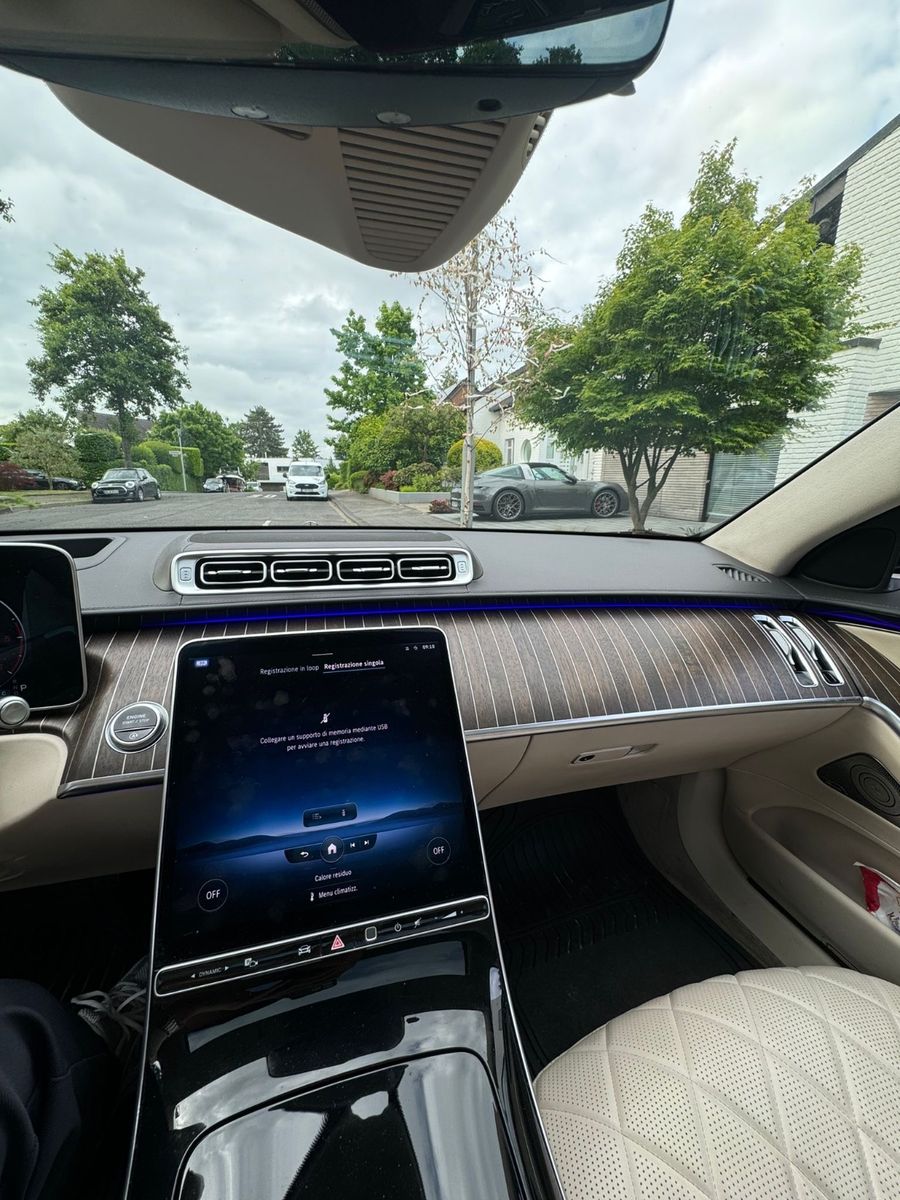 Fahrzeugabbildung Mercedes-Benz S 400 d 4Matic Lang |AMG|HUD|Exklusiv|Burmester|
