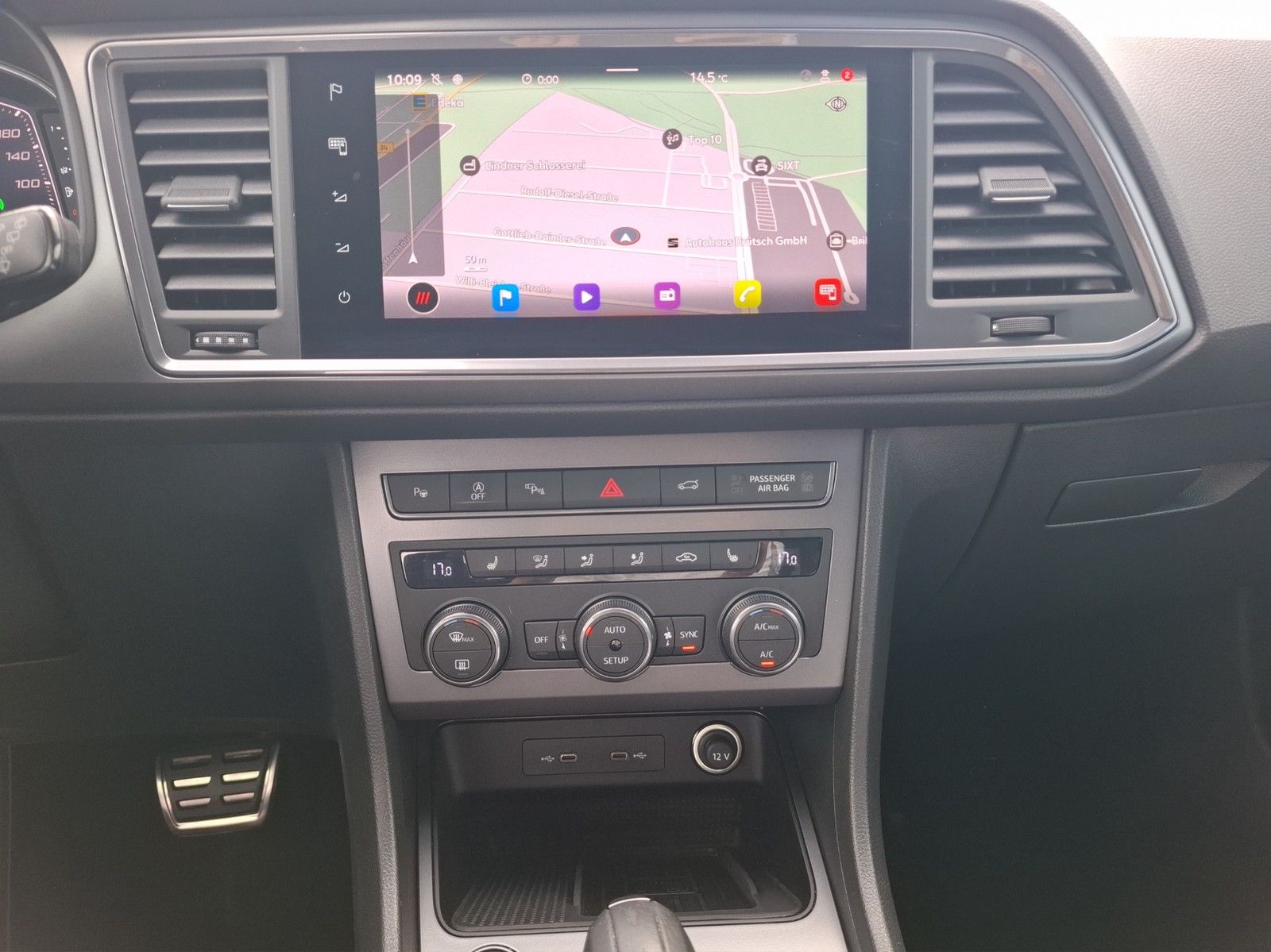 CUPRA Ateca 2.0 TSI 4Drive DSG / AHK / ACC / LED / NAV - Image 13