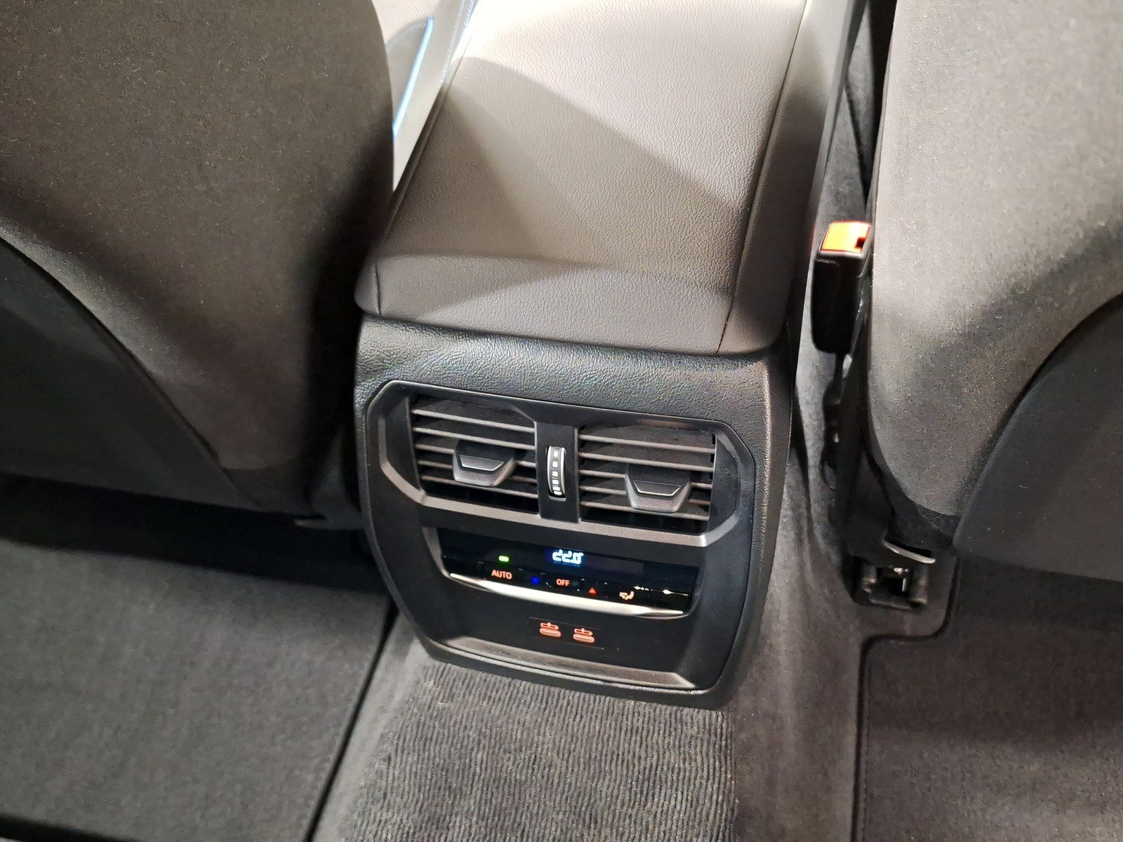 BMW 318 - Bild 17