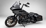 Harley-Davidson FLTRXST 117 ROAD GLIDE - HARLEY-DAVIDSON ROAD GLIDE FLTRX