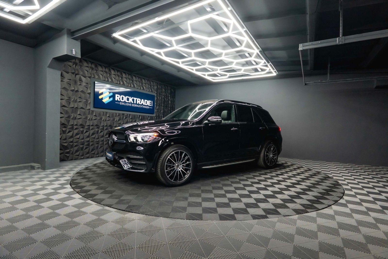 Mercedes-Benz GLE 450 4Matic AMG NightPaket Pano ACC LED foto 1