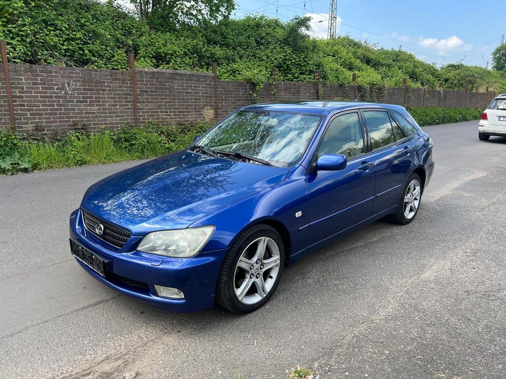 Angebot ansehen Lexus IS 300