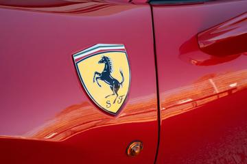 صورة مصغرة 15 لـ 2019 Ferrari 488 PISTA