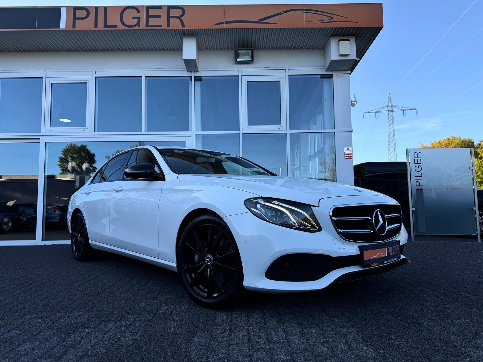 Mercedes-Benz E 220d*Keyless-Go*PDC*CarPlay*Shz*LED*Ambiente
