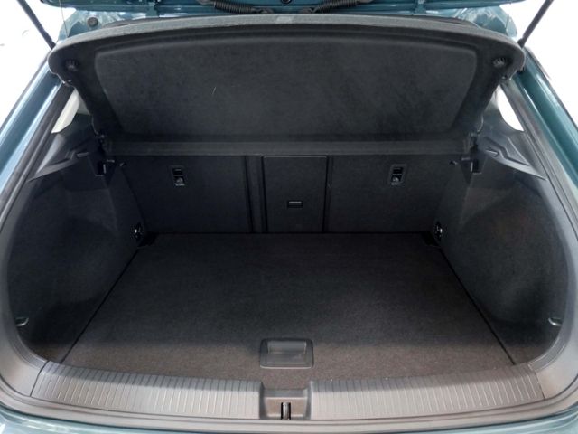 Fahrzeugabbildung Volkswagen T-Roc Style 1.5 TSI DSG | LED RFK ACC