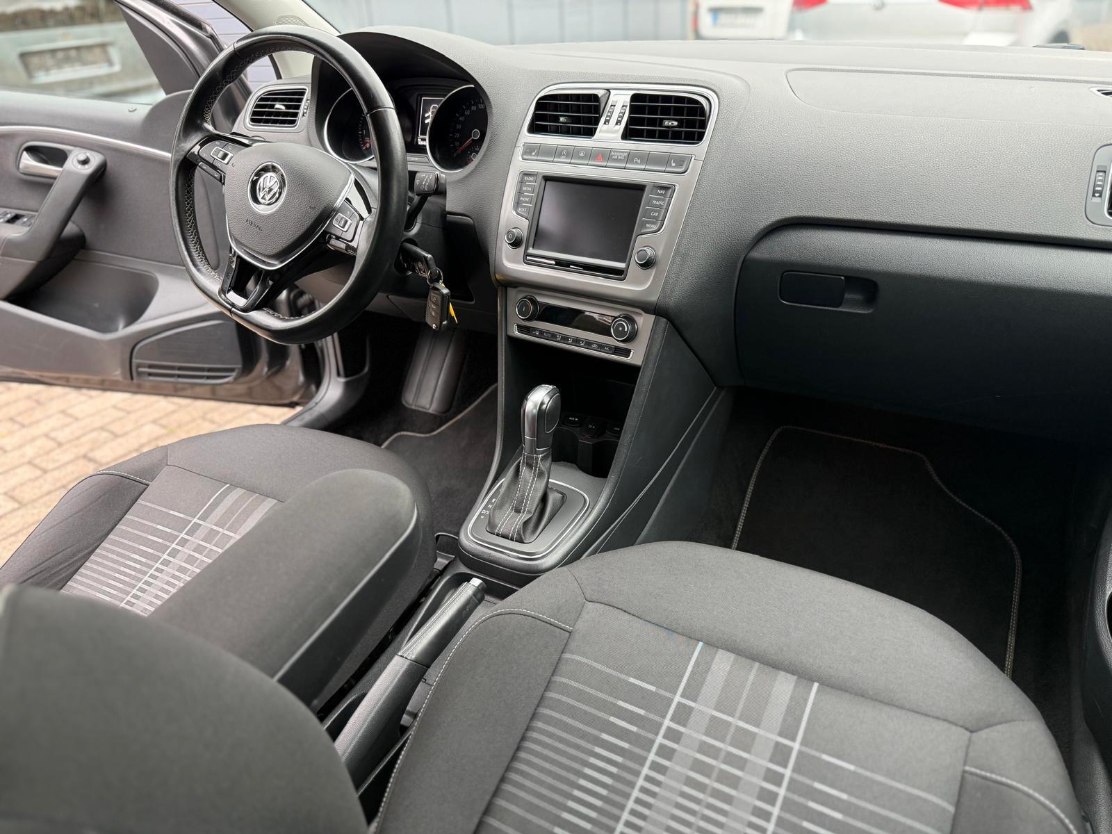 Volkswagen Polo 1,2 Lounge BMT DSG LED Navi SHZ Scheckheft