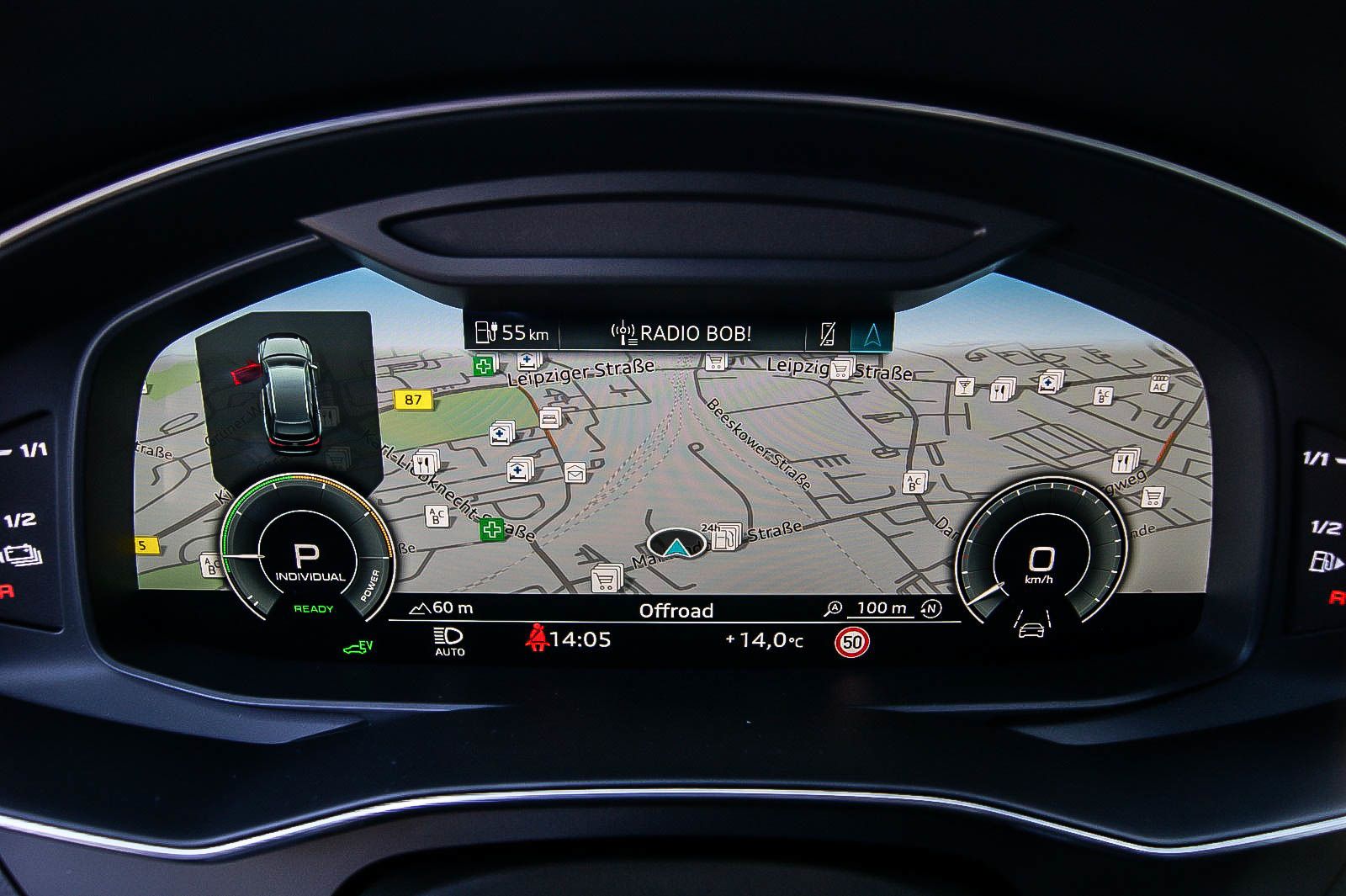 Fahrzeugabbildung Audi A6 Avant 50 TFSI e quattro S-LINE MATRIX ANHZV
