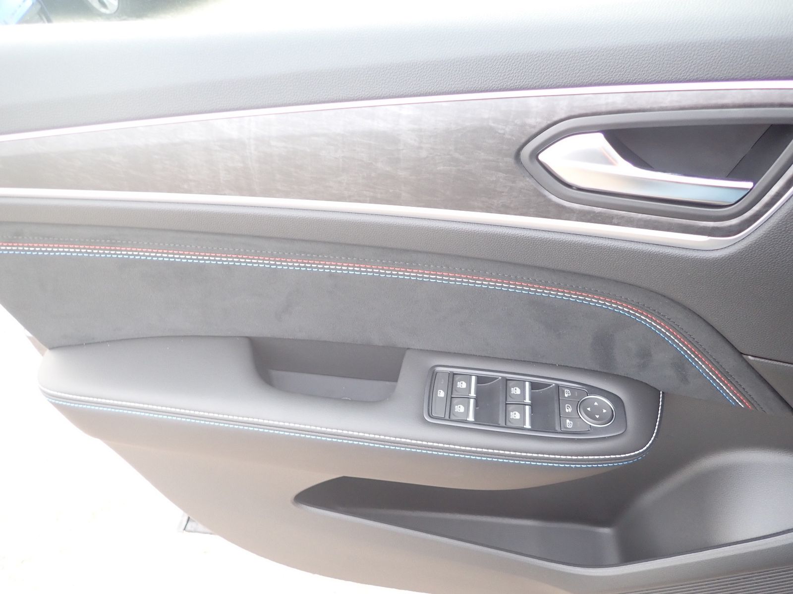 Fahrzeugabbildung Renault Arkana Esprit Alpine E-Tech Full Hybrid 145