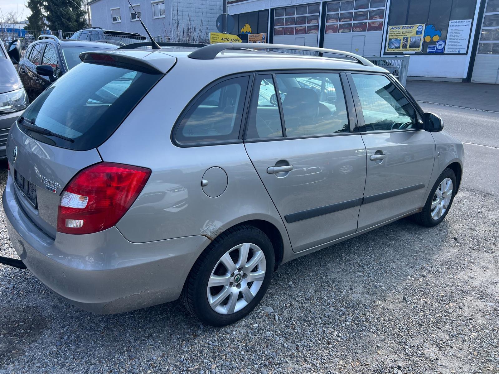 Skoda Fabia 2009 — photo 7